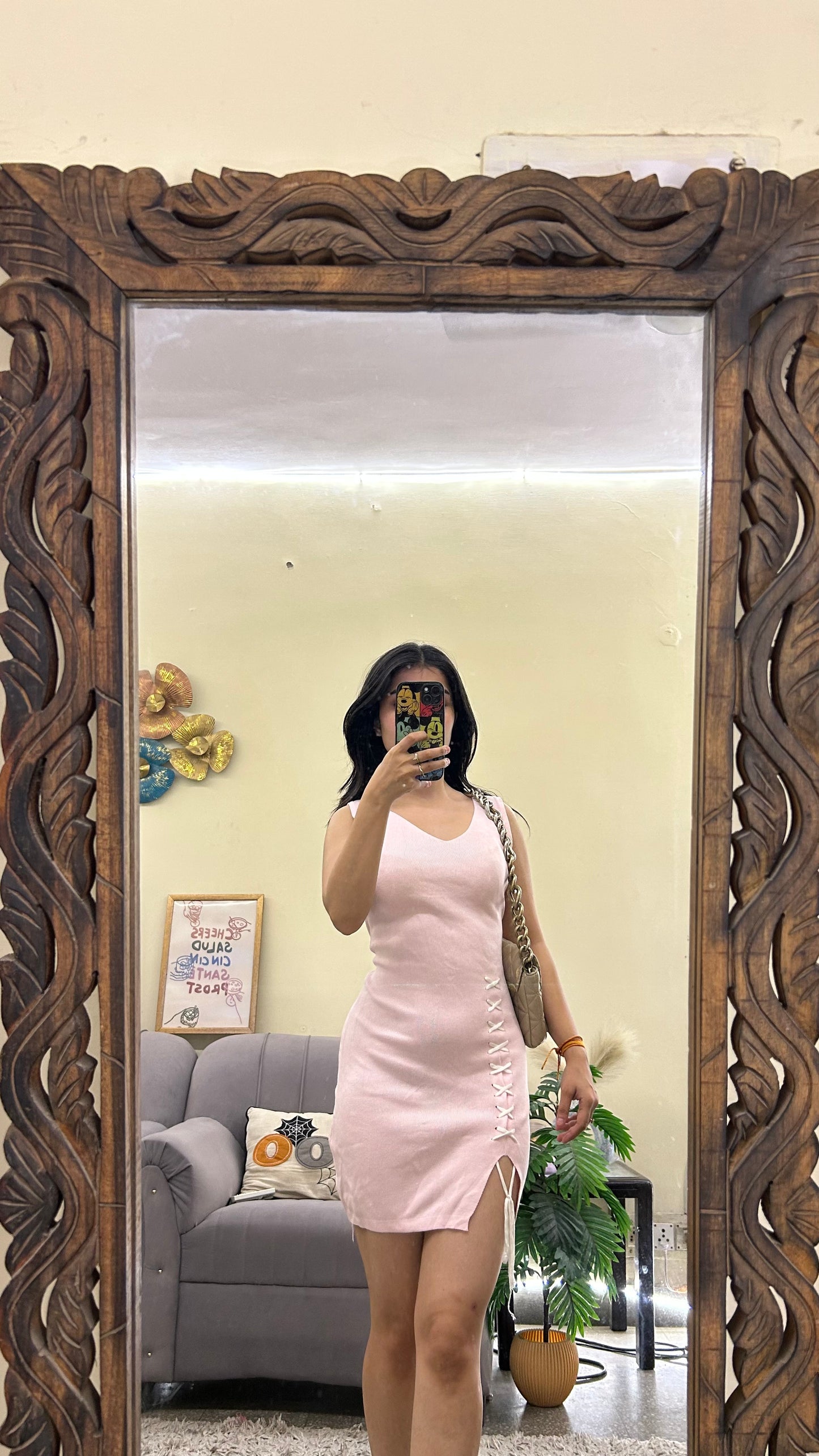 Cute dress 30-32 busy/l:30