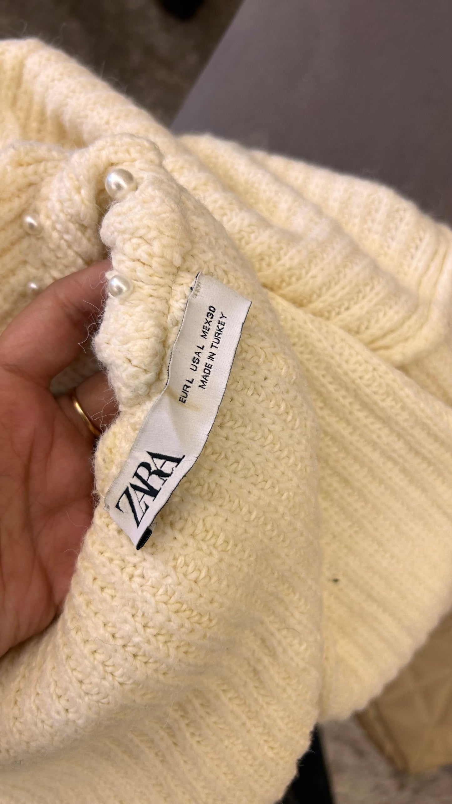 137)zara pintrest sweater size-L