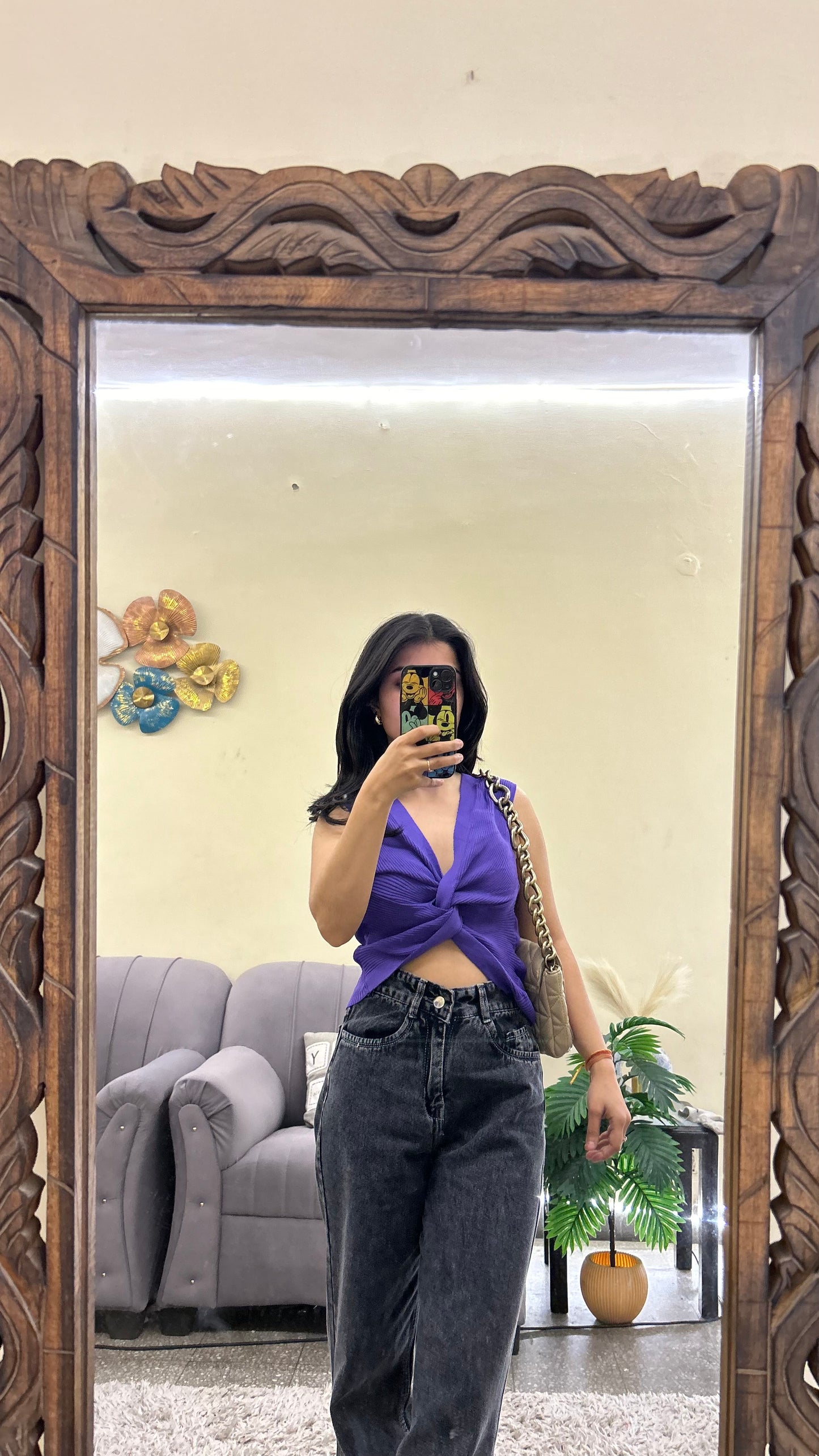 Cute top 34 bust