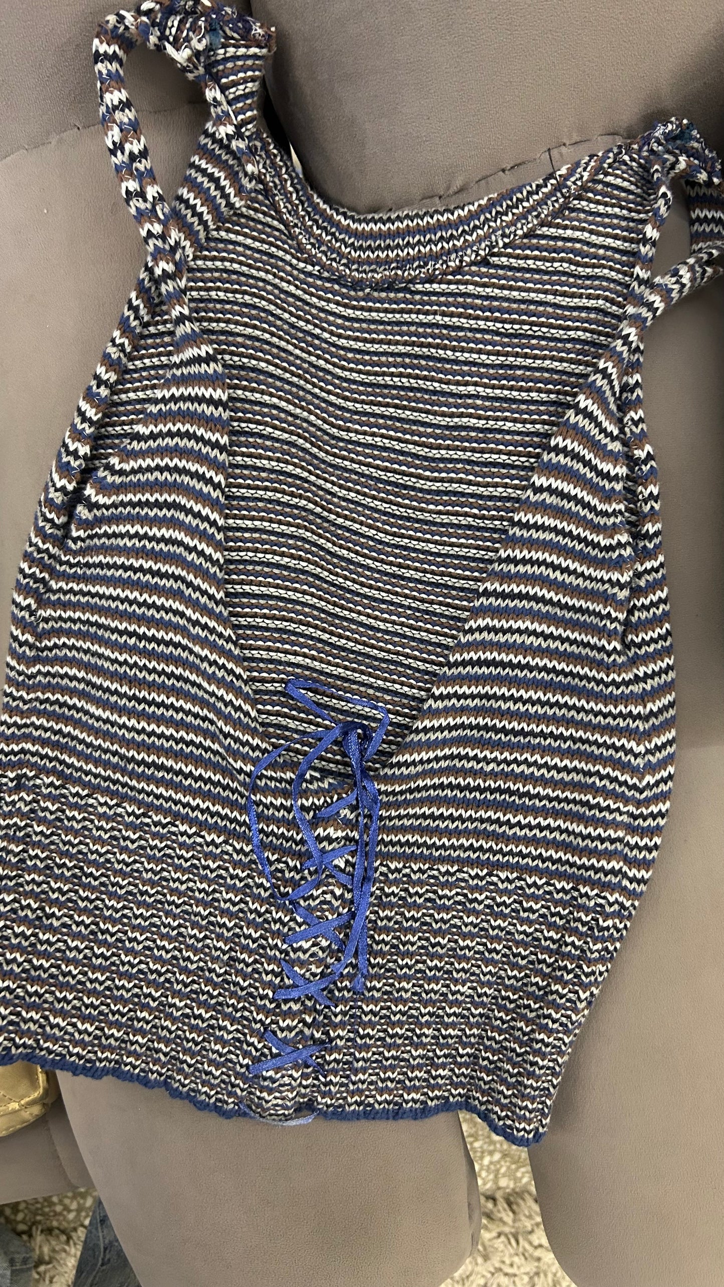 Cute top 32-34 bust