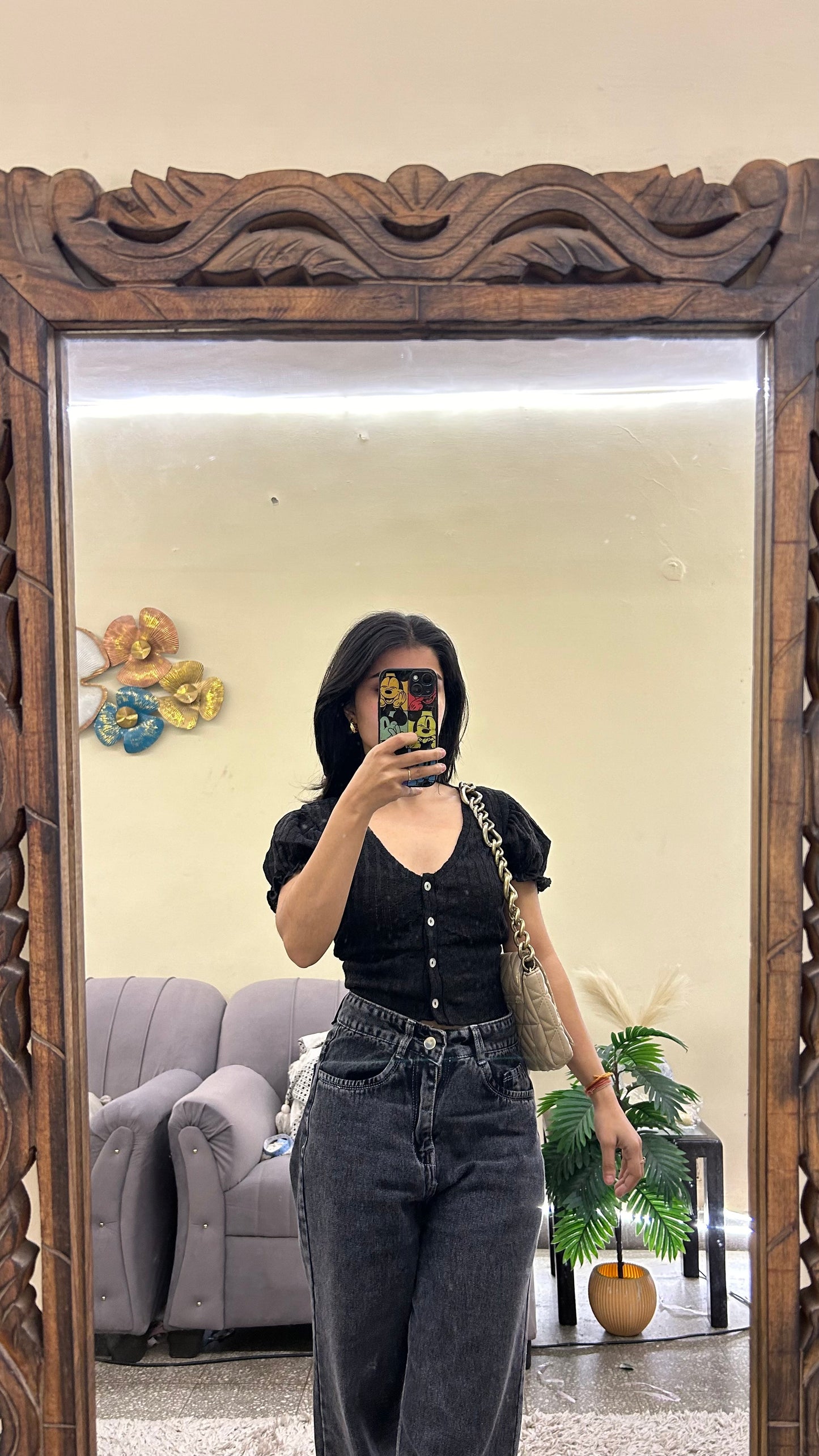 Cute top 34 bust