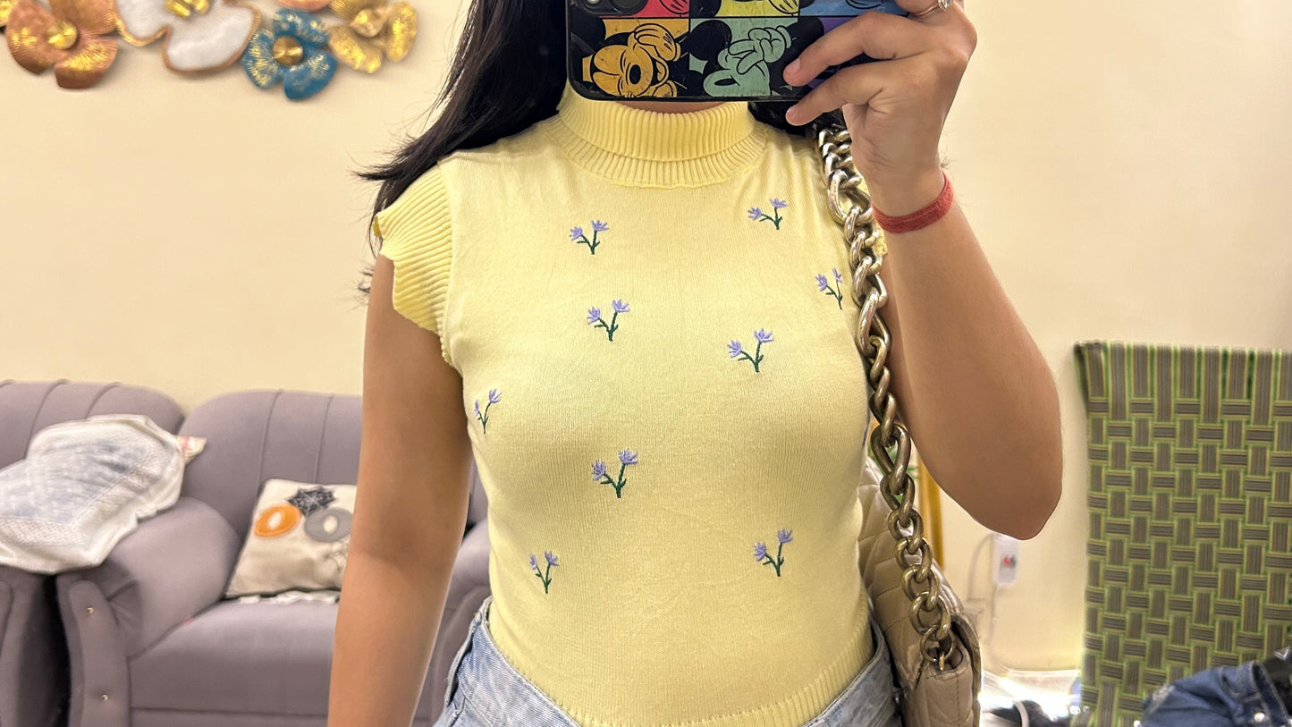 Cute top 30-32 bust