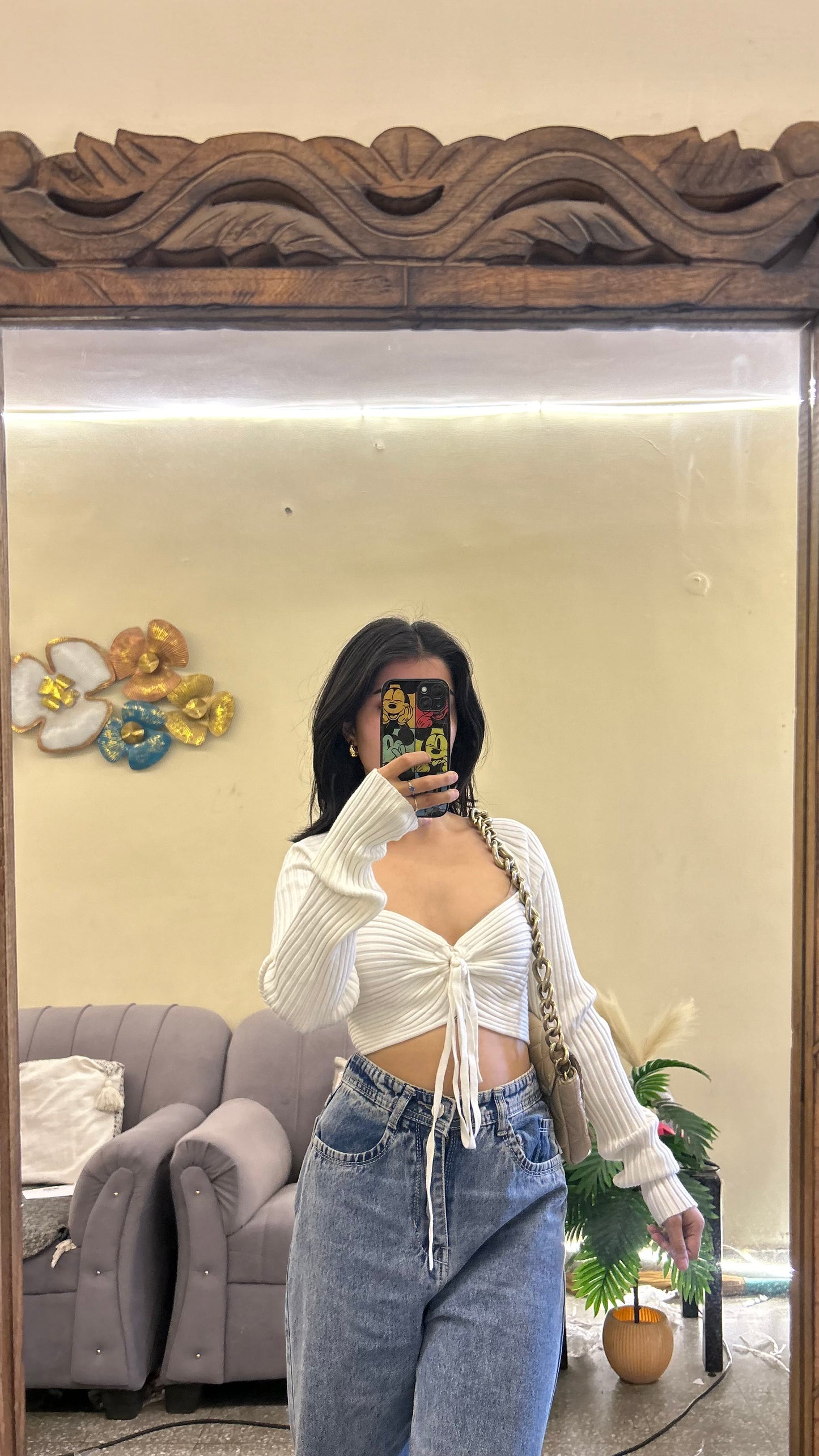 Cute top 34 bust