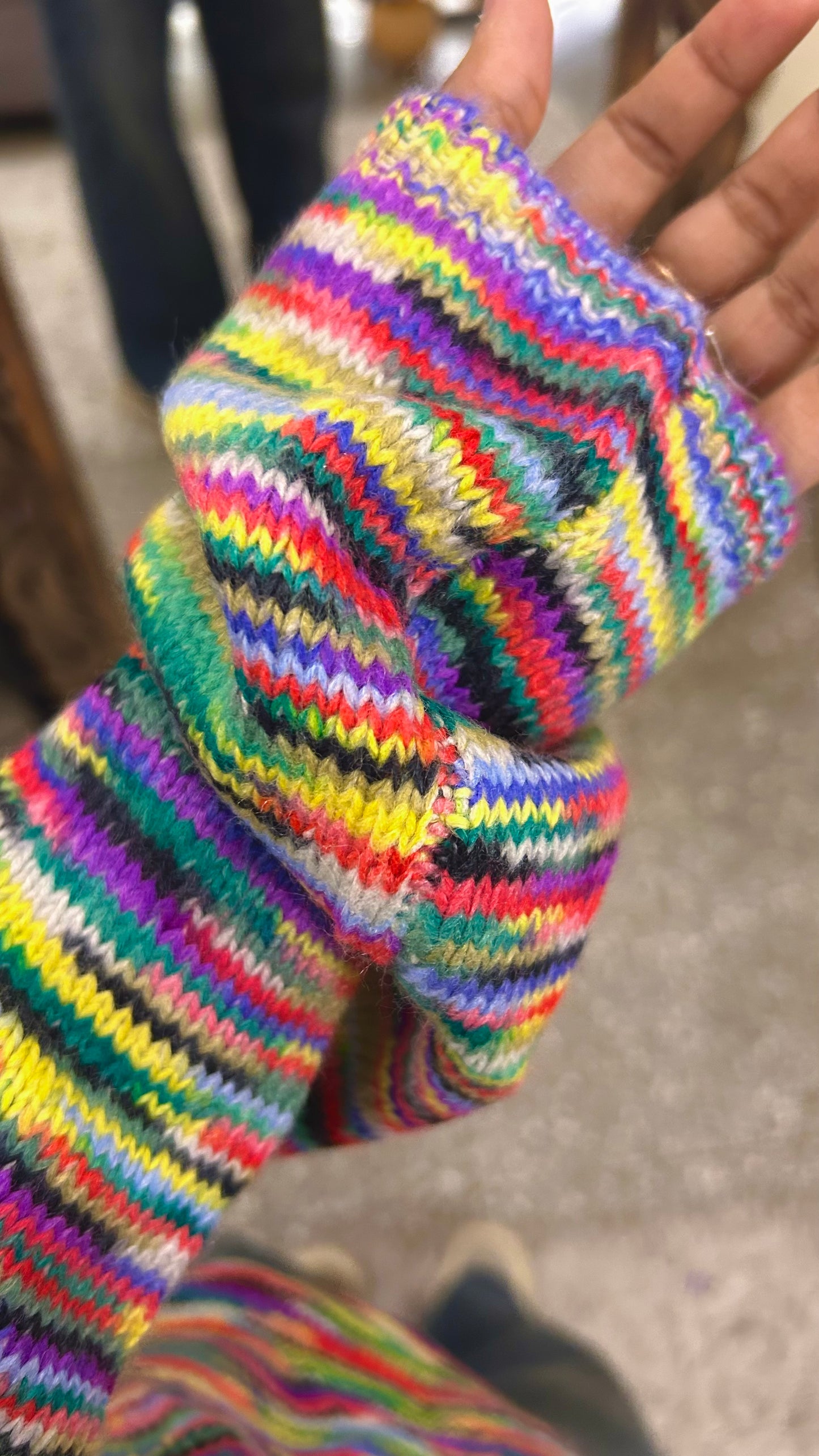 96)pintrest sweater size:xs-s