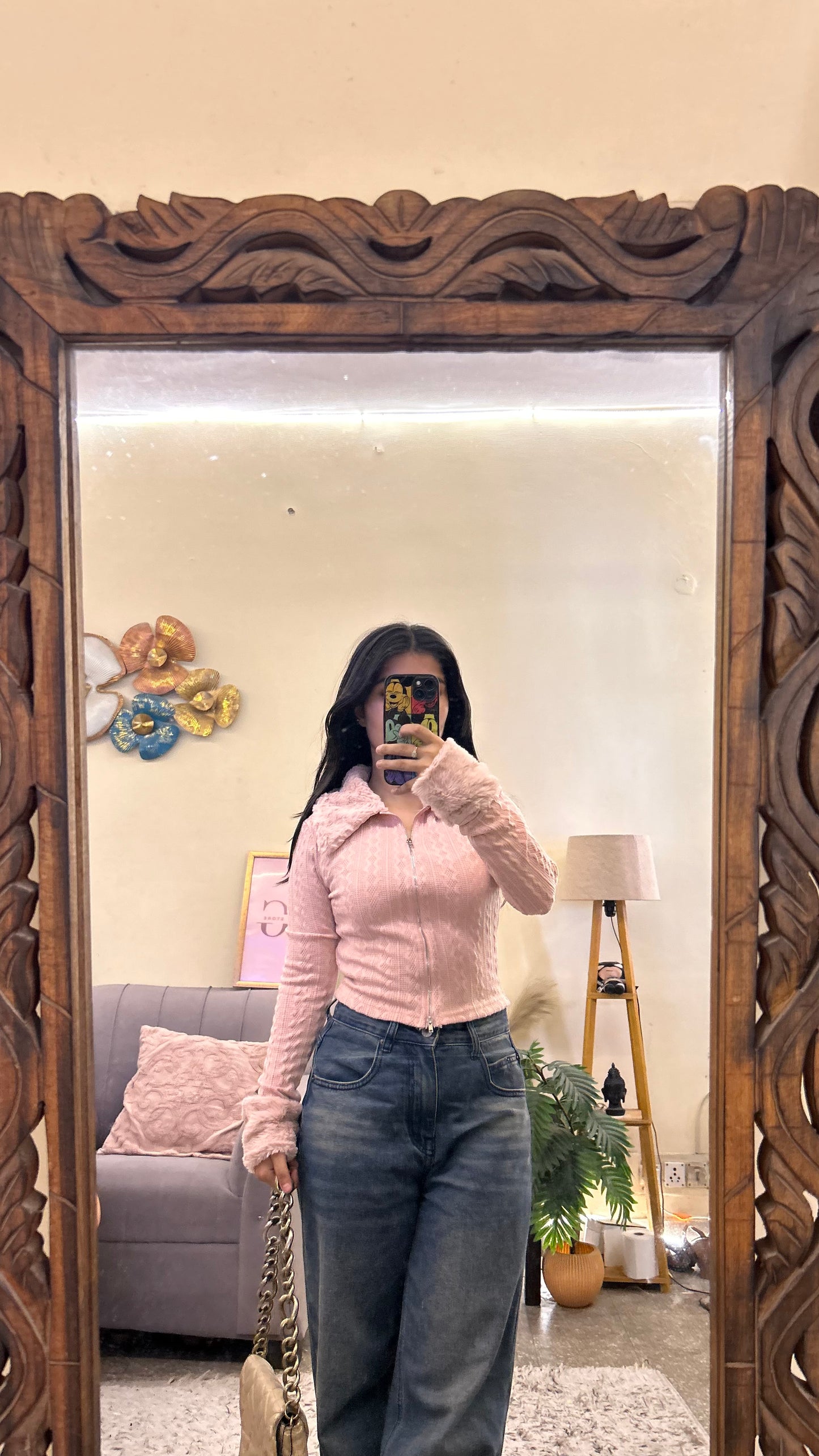 Cute sweater top 28-30 bust