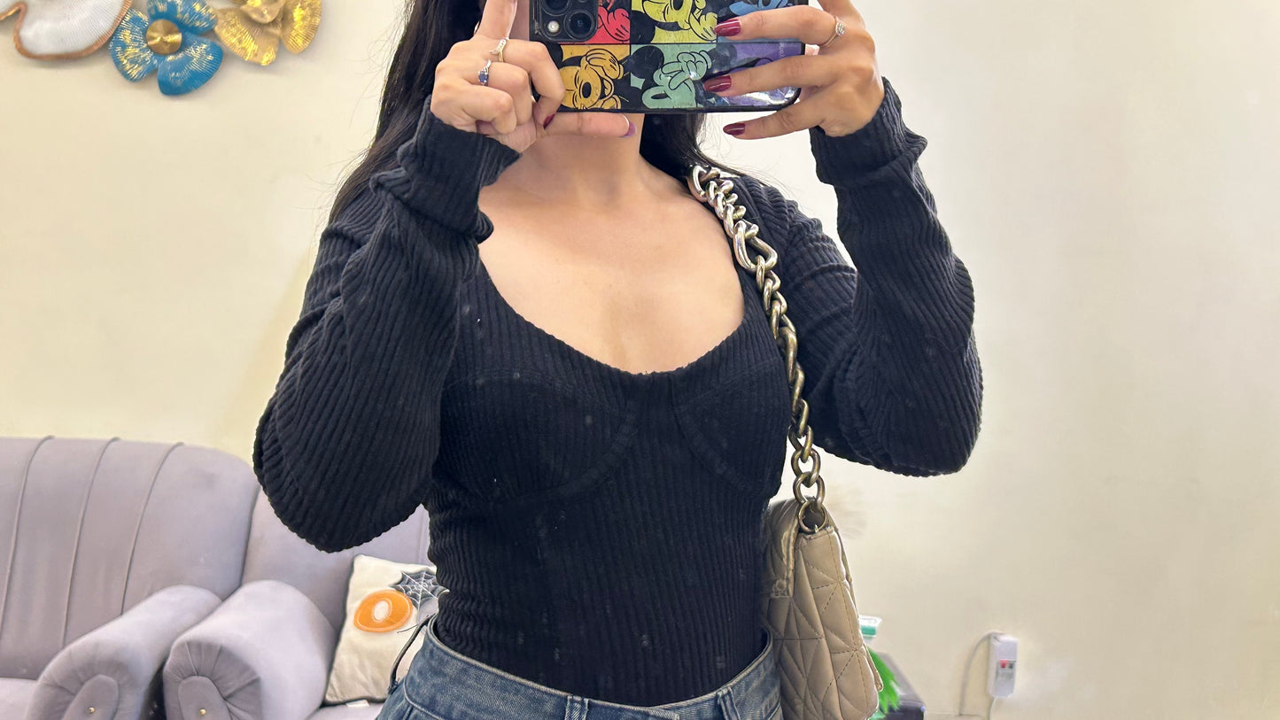 Cute top 34-36 bust