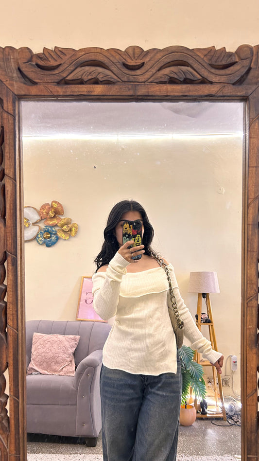 11)semi-winter cute top bust- 30-34