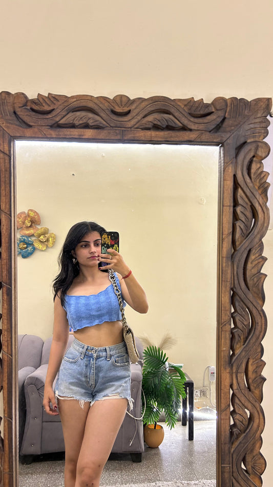 Cute top 28-32 bust (short length)