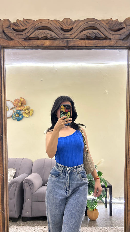 Cute top 30-32 bust