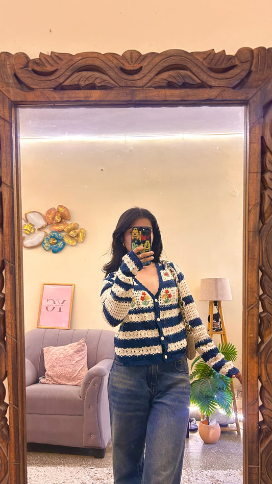 41) semi winter top bust - 28-32