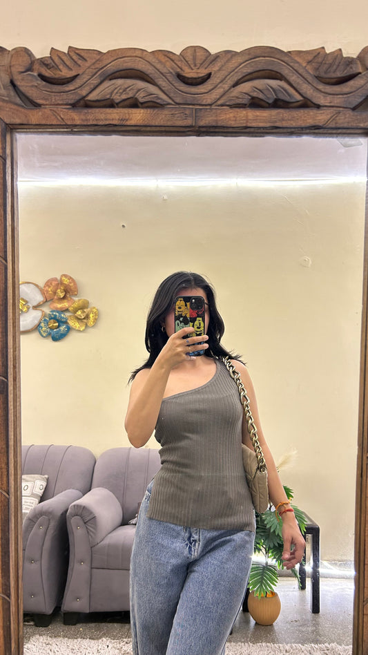 Cute top 32-34 bust