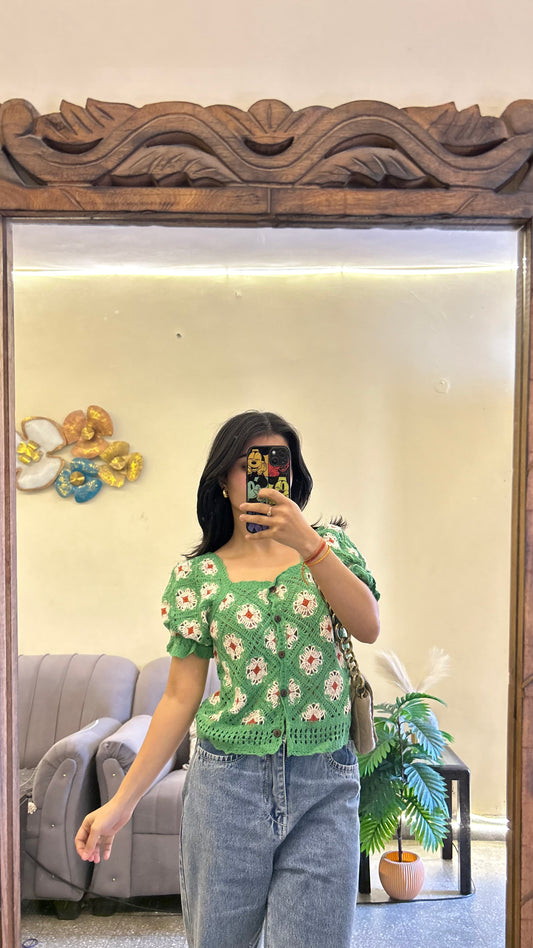 Cute top 32 bust