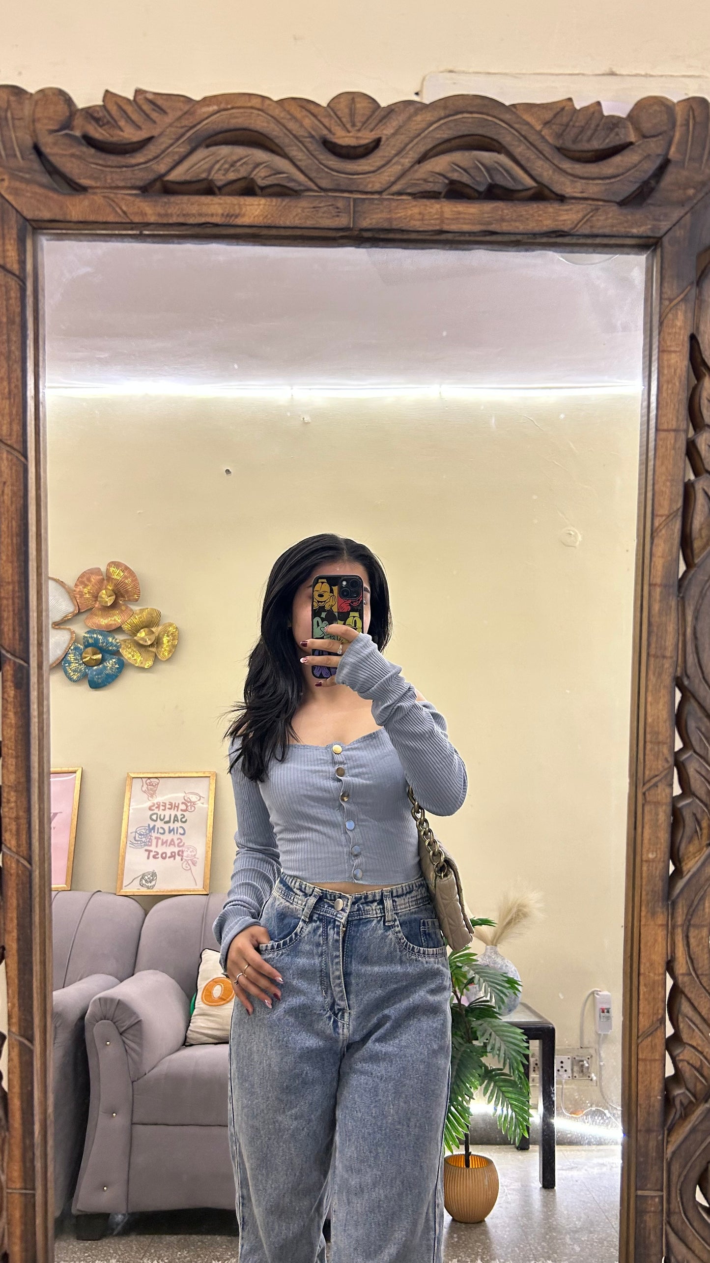 Cute top 34 bust