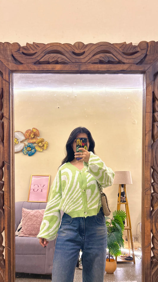 131)pintrest sweater s-m