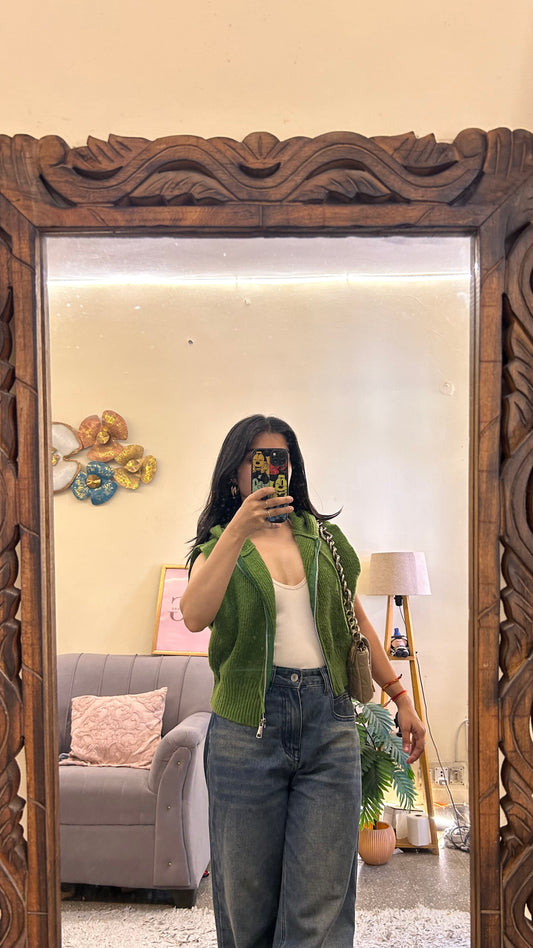 55)pintrest sweater size -s thrifted