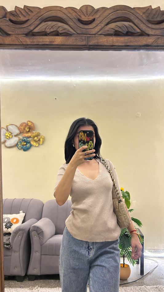 Cute top 28-32 bustb
