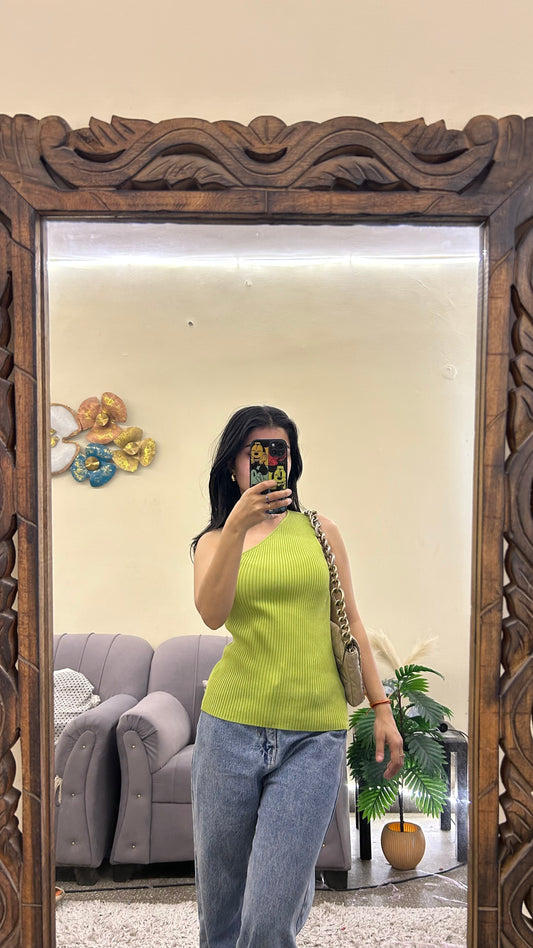 Cute top 30-34 bust