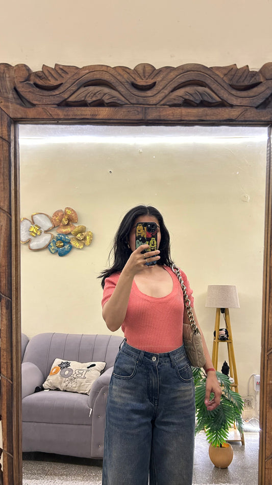 Cute top thrifted 32-34 bust