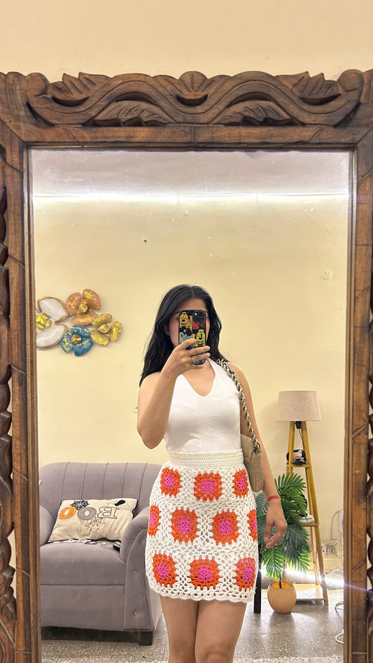Crochet skirt with lining 30-32 waist/l:16