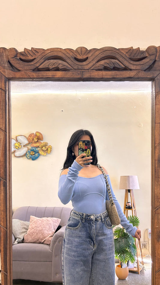 60) cute top 28- 30 bust