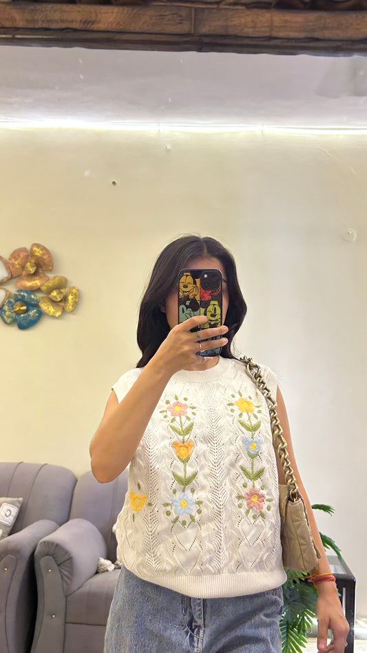 Cute top 34-36 bust