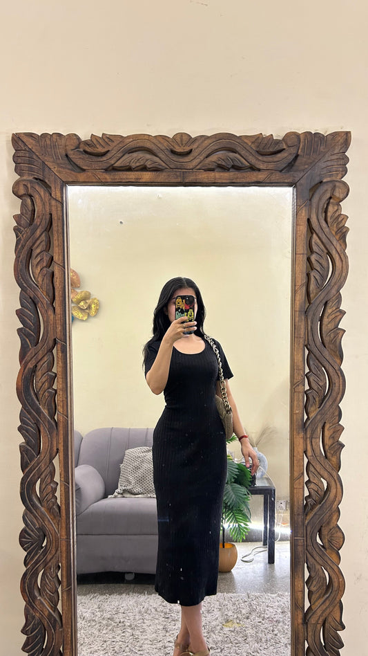 Classy dress thrifted 34-36 bust/l:44