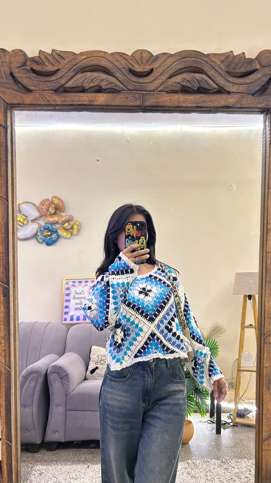 Cute top 32-34 bustb