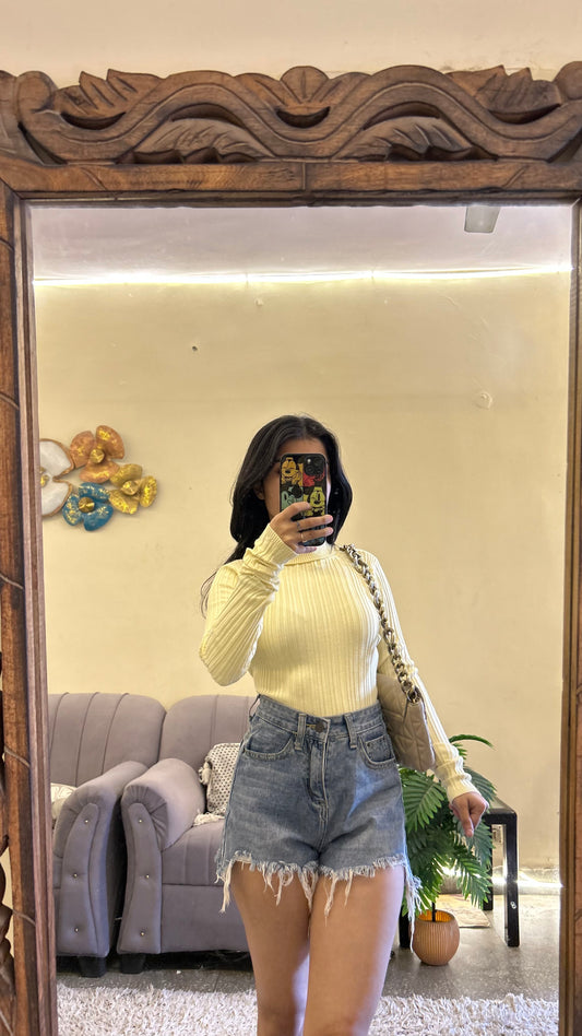 Cute top 30-34 bust