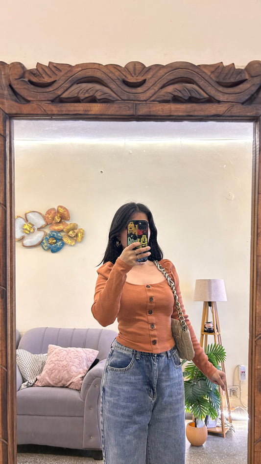 83) cute top 32-38 bust