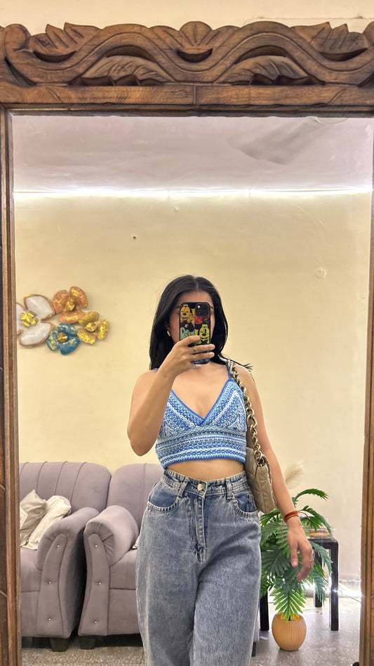 Cute top 28-32 bust