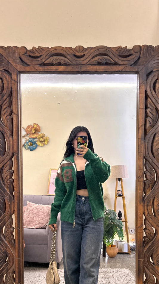 Cute sweater M thrifted