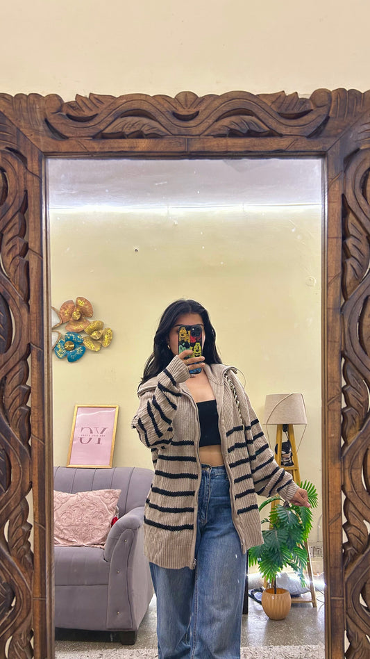 25)pintrest sweater upto size: M