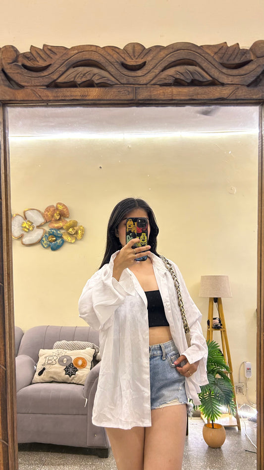 Cute shirt 32-34 bust