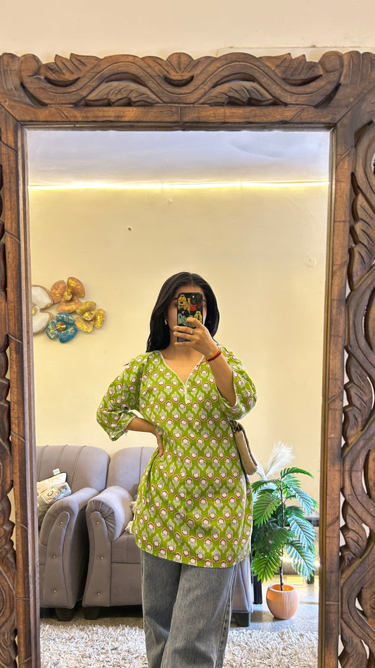Cute kurti 32-36 bust