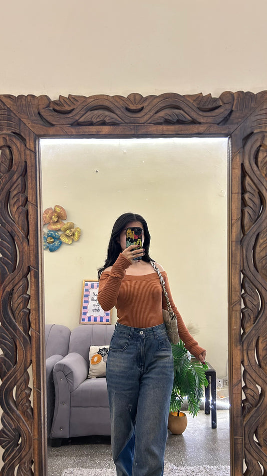 Cute top 28-32 bust thrifted