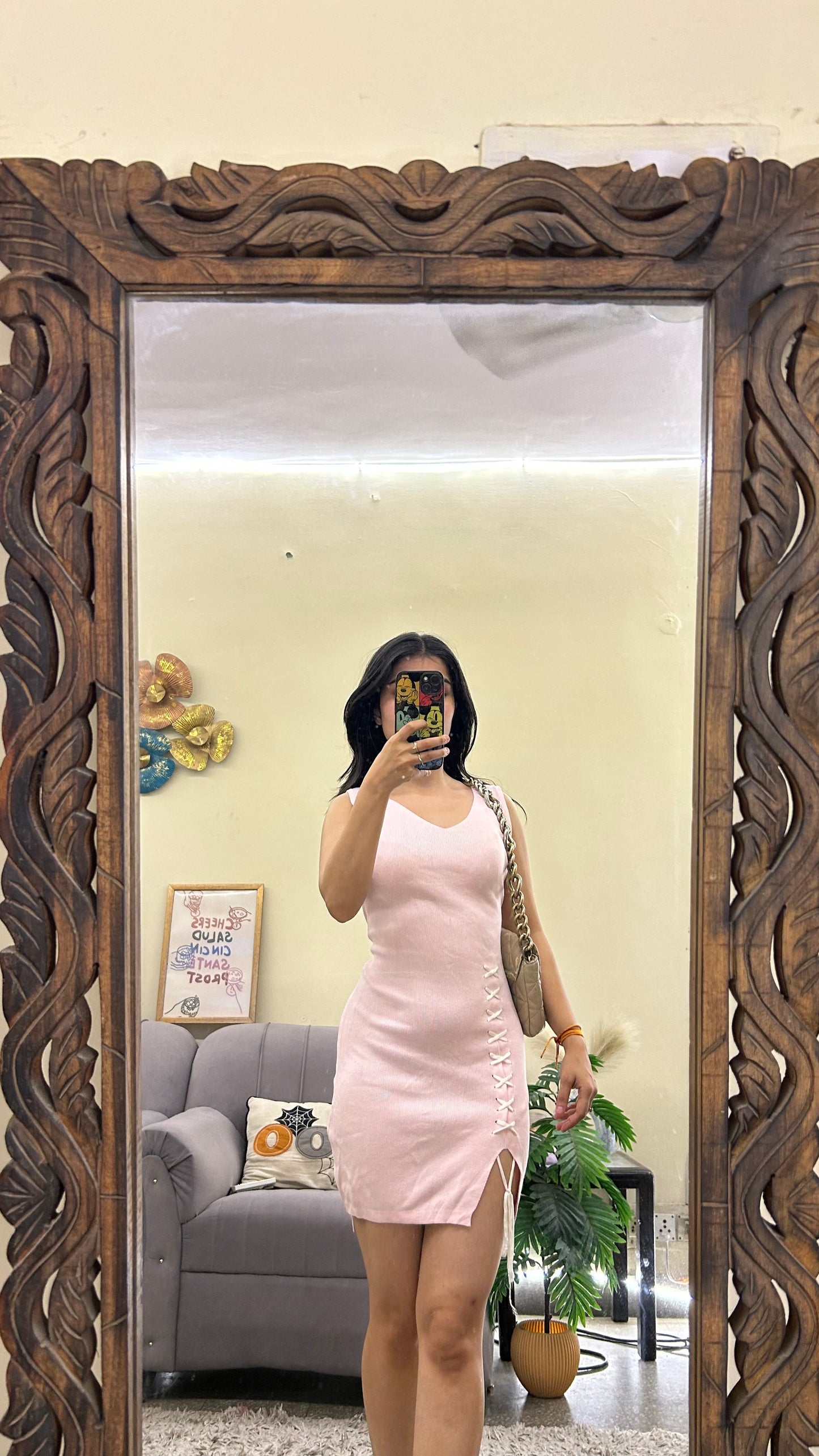 Cute dress 30-32 busy/l:30