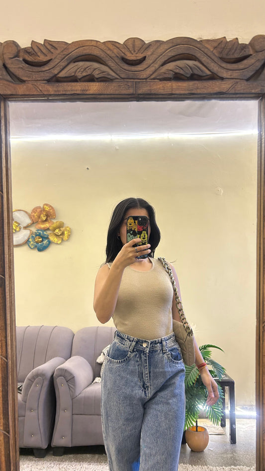 Thrifted Cute top 30-32 bust