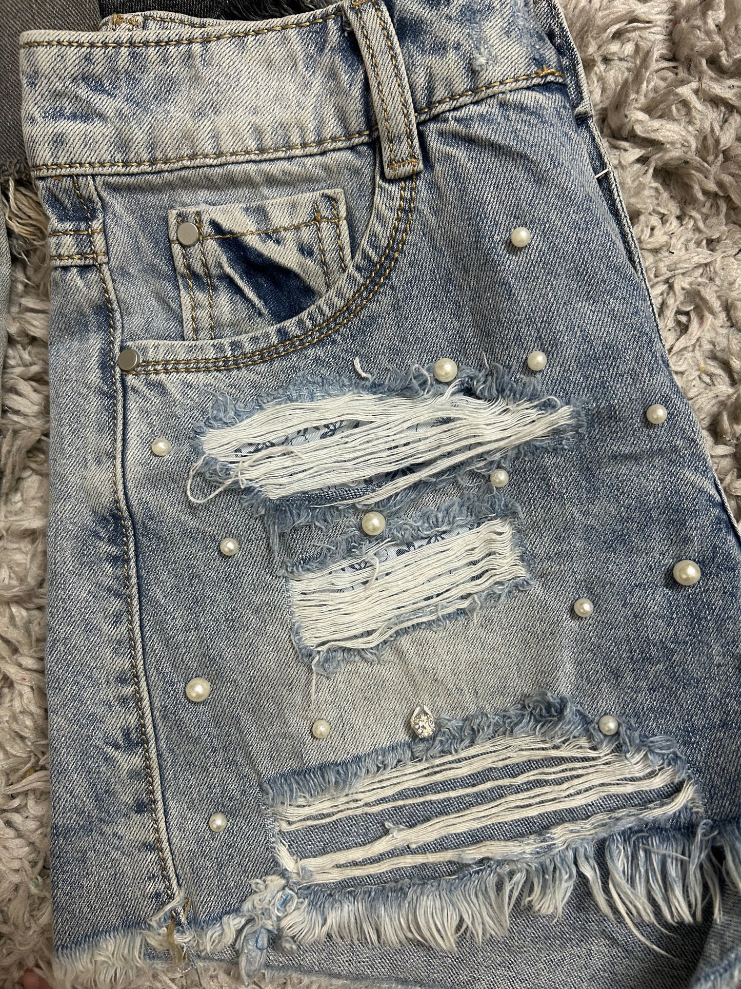 Cute short 28 waist/l:13
