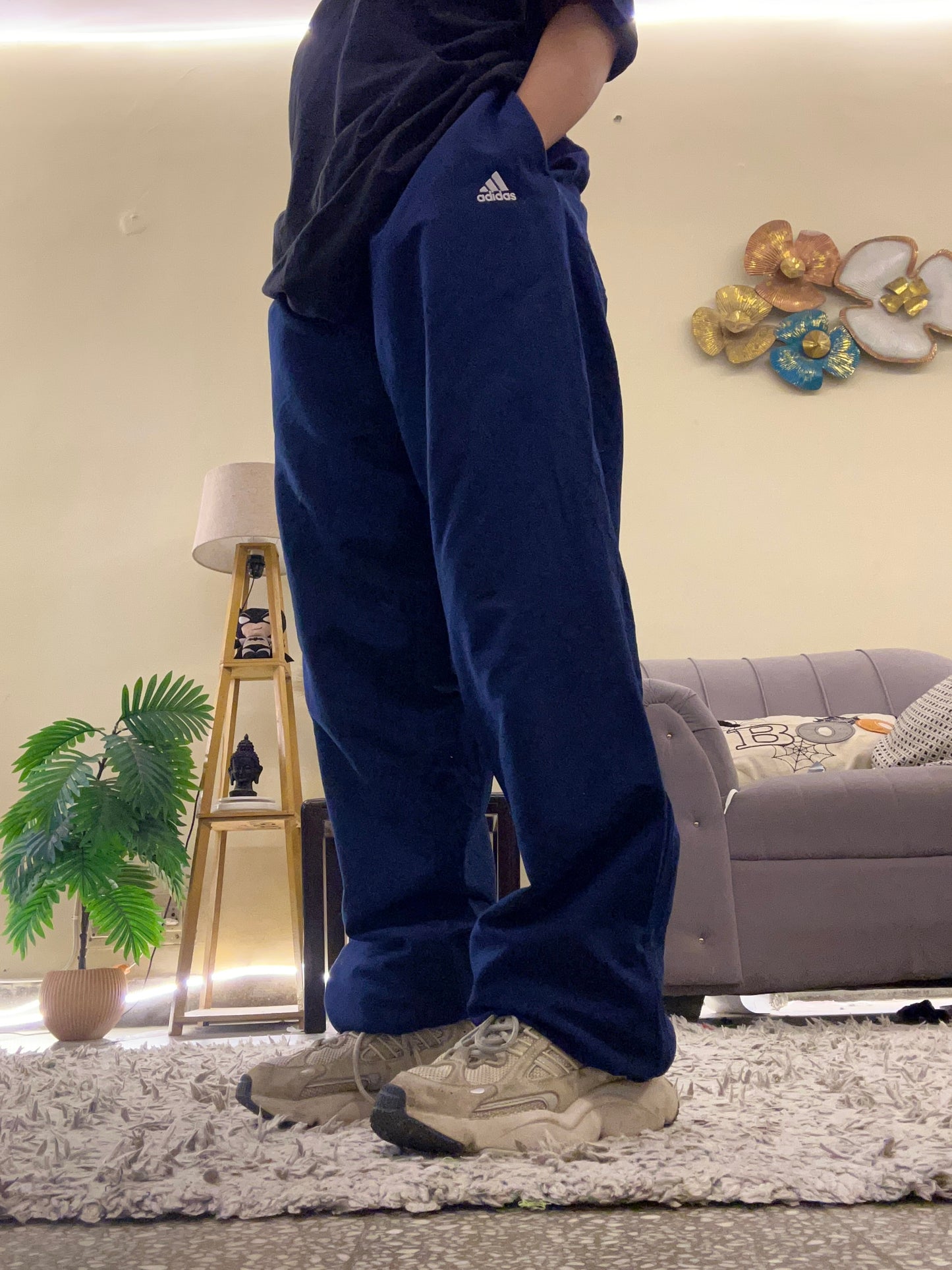 Adidas unisex joggers 32-36 waist/l:43/hips:44