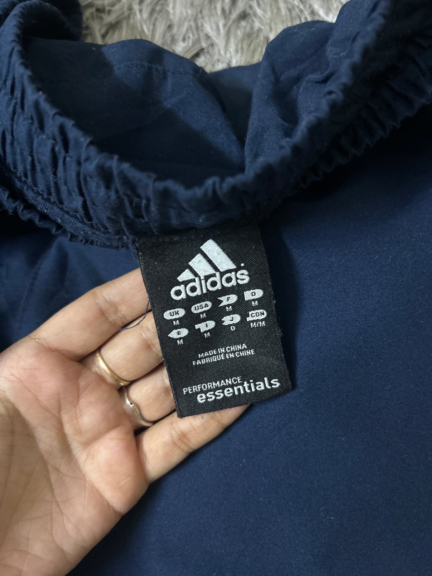 Adidas unisex joggers 32-36 waist/l:43/hips:44