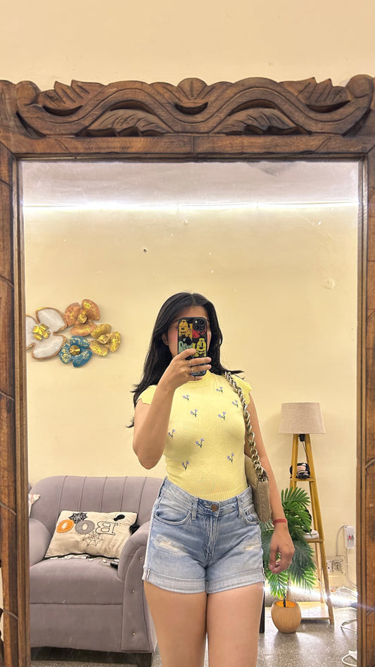Cute short 30 waist/mid rise 9inch/l:11
