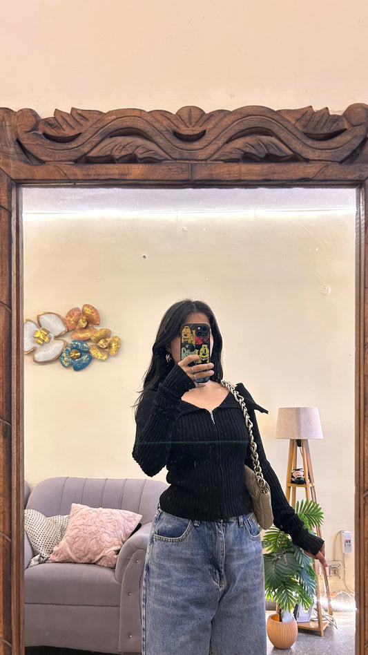 101 ) thrifted cute top 28-30 bust