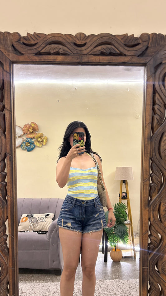 Cute top halter neck 28-30 bust