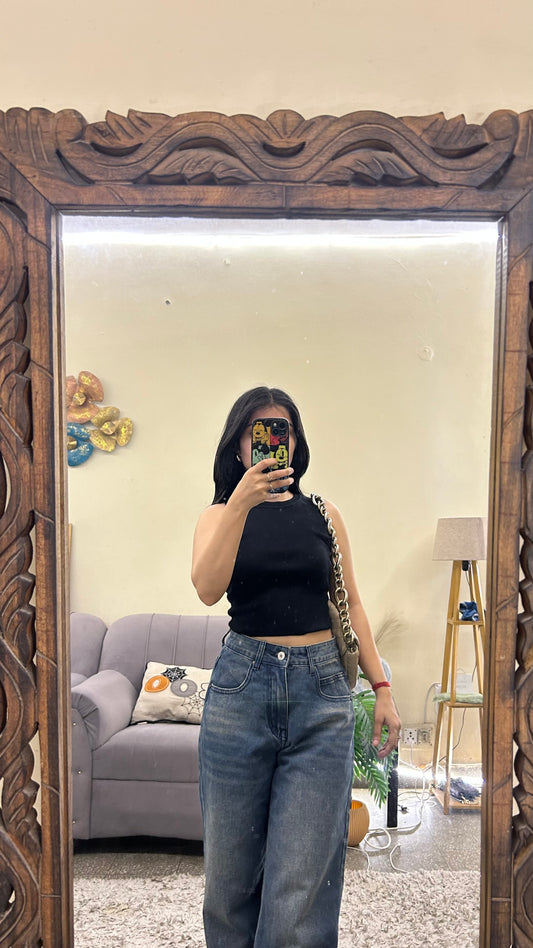 Cute top 28-32 bust