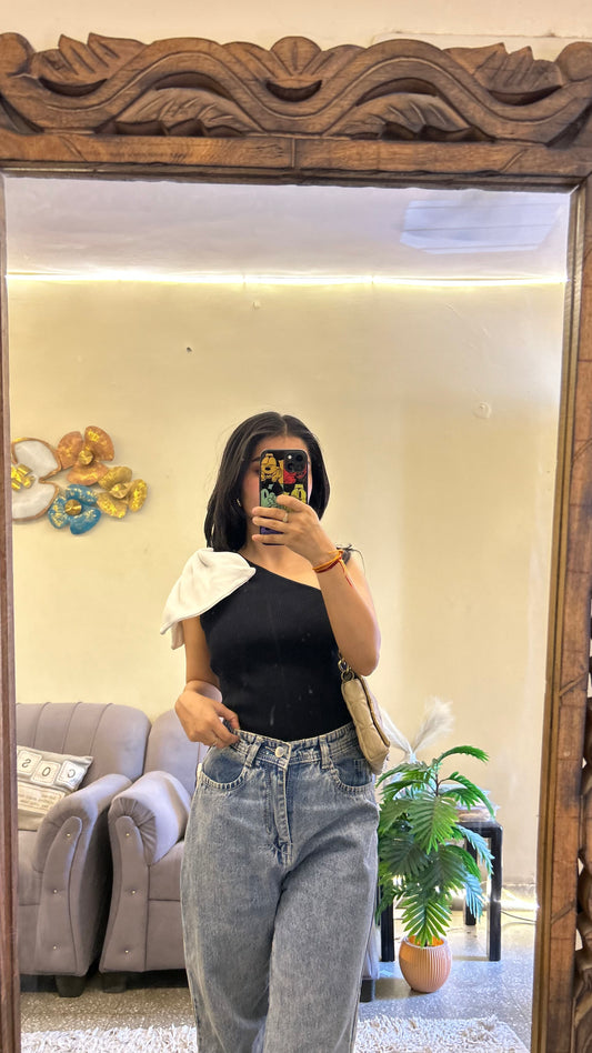 Cute top 34-36