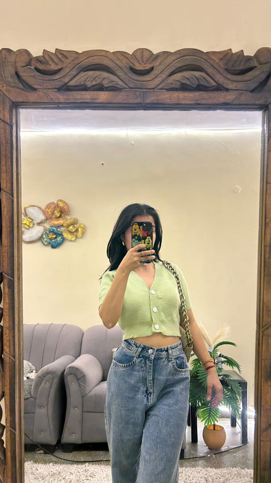 Cute top 32 bust