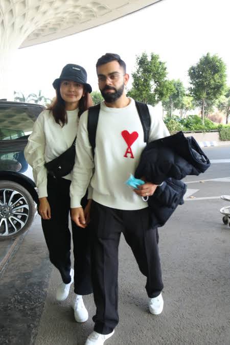 105) Ami paris (virat kholi sweater) upto size:M-L/ original price 55k