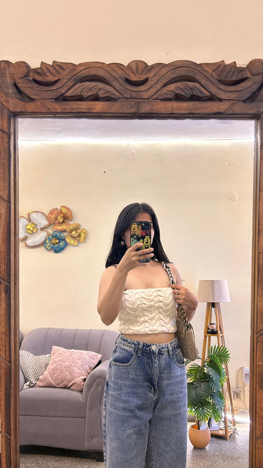 102) thrifted cute top 30-32 bust