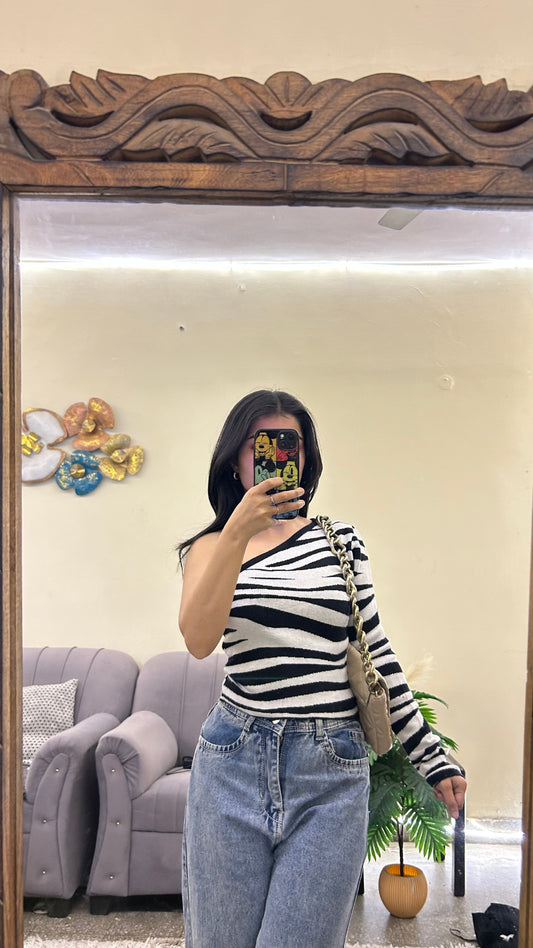 Cute top 30-32 bust