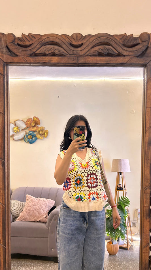 16) cute top 32-34 bust